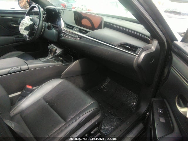 58AD21B15LU008104 Lexus Es Es 300h