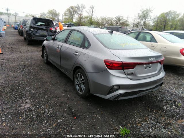 3KPF24AD5PE557498 KIA Forte Lxs