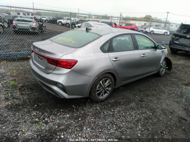 3KPF24AD5PE557498 KIA Forte Lxs