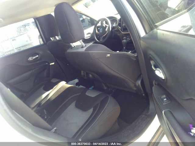 1C4PJLAB4EW247717 Jeep Cherokee Sport