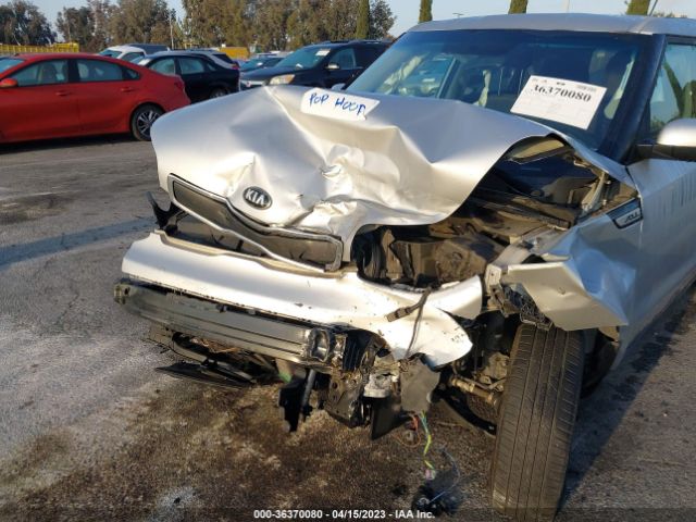 KNDJN2A25F7811052 KIA Soul Base