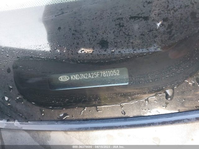 KNDJN2A25F7811052 KIA Soul Base