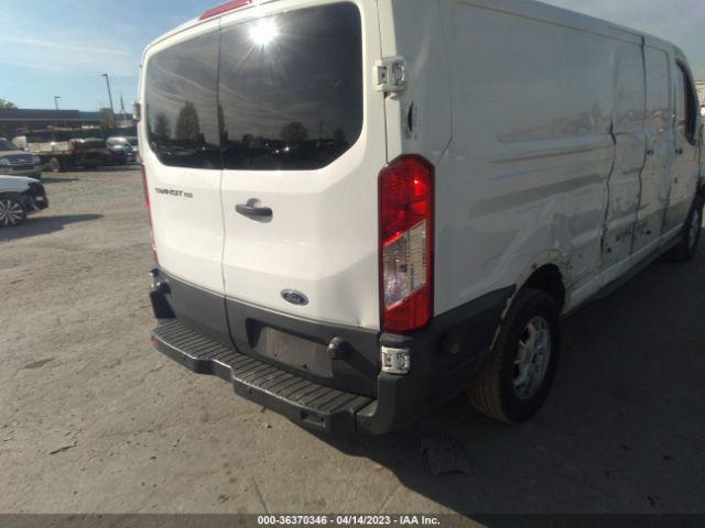1FTYE9ZM2FKB32270 Ford TRANSIT CARGO VAN
