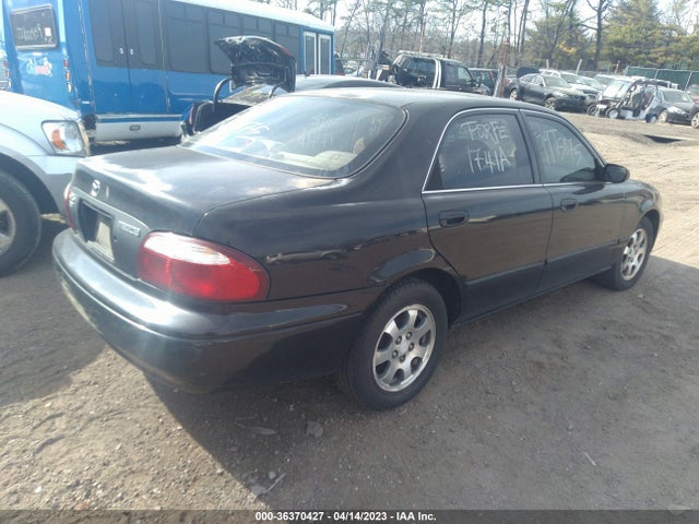 2000 MAZDA 626 LX/ES VIN: 1YVGF22C7Y5138465