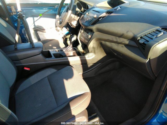 1FMCU9GD7JUB66018 Ford ESCAPE SE