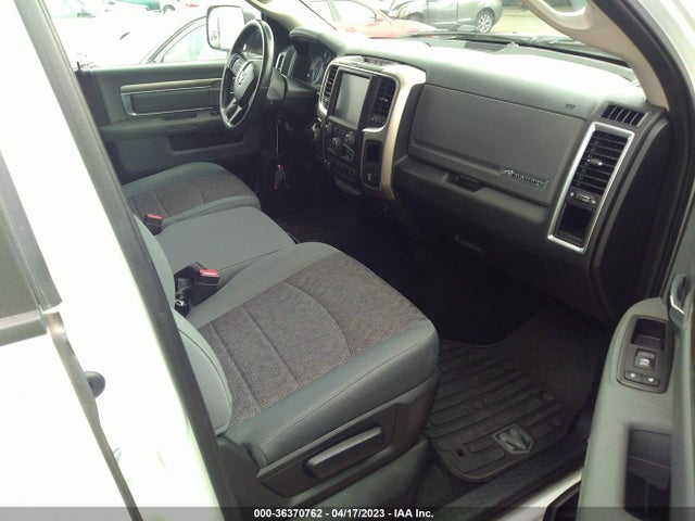3C6RR7LT9GG207138 RAM 1500 Big Horn