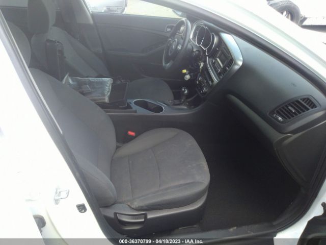 KNAGM4A70F5549373 KIA Optima Lx