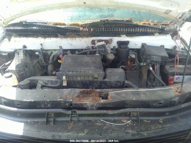 2000 CHEVROLET ASTRO CARGO VAN VIN: 1GCDL19WXYB174745