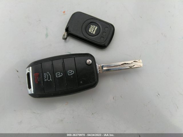 KNDJN2A26E7742905 KIA Soul Base