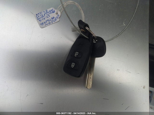 Hyundai ACCENT SE 2016 KMHCT4AE2GU070264 Image 3