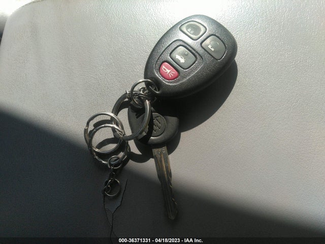2007 BUICK LACROSSE CXL VIN: 2G4WD582171114018