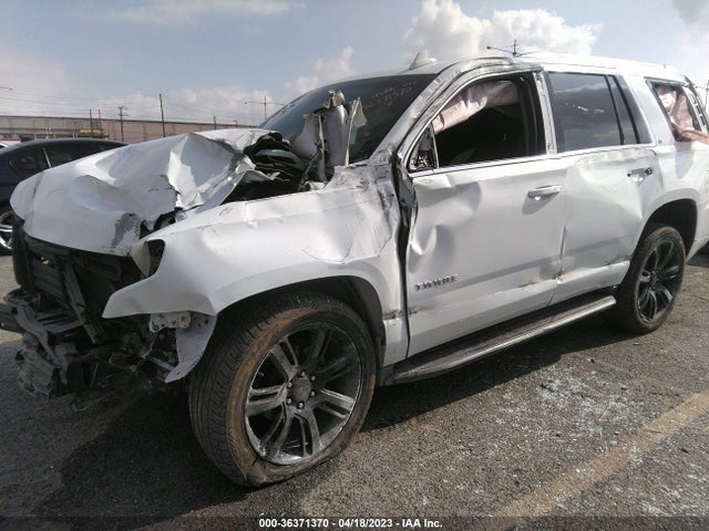 Chevrolet Tahoe Lt 2018 1GNSCBKC0JR161956 Image 2
