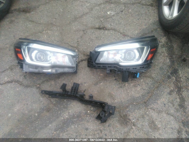 JF2SKAJC7LH563443 Subaru Forester Premium