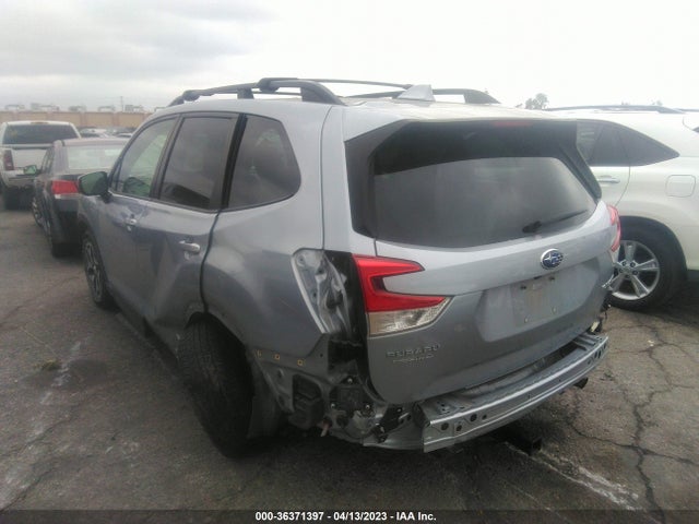 JF2SKAJC7LH563443 Subaru Forester Premium
