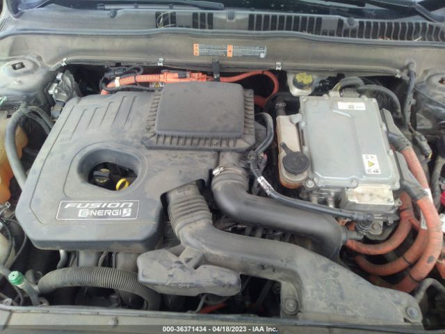 3FA6P0SU7HR152218 Ford Fusion Energi Titanium/platinum