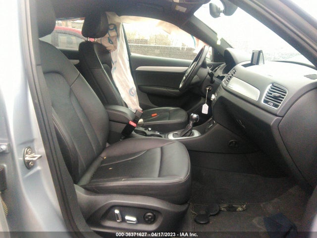 WA1ECCFS3JR013579 Audi Q3 Premium/sport Premium