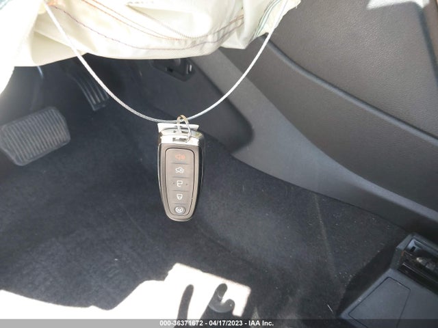 2015 FORD ESCAPE TITANIUM VIN: 1FMCU0J96FUB39786