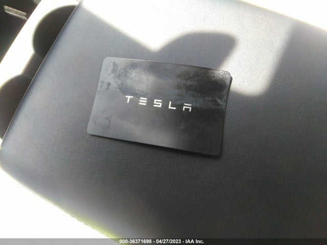 Tesla Model Y Long Range 2021 5YJYGDEE6MF302314 Image 3