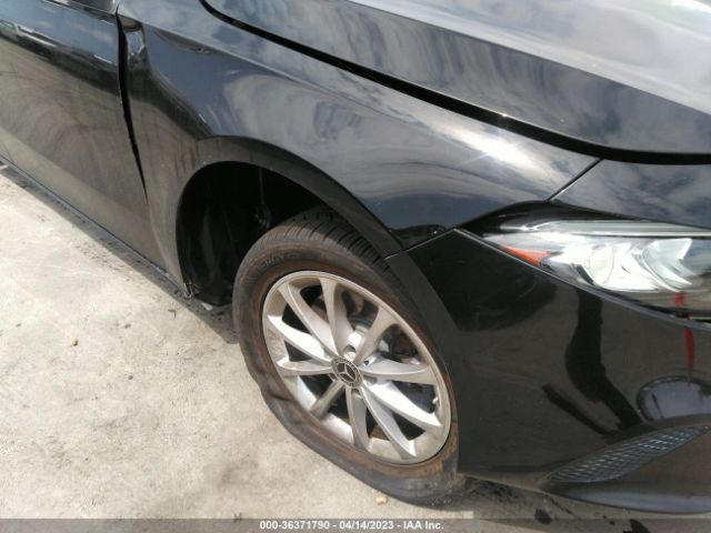 WDD3G4EB1KW003294 Mercedes-Benz A-class A 220