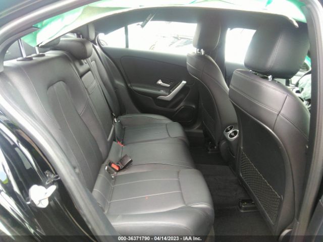 WDD3G4EB1KW003294 Mercedes-Benz A-class A 220