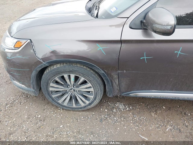 JA4AD3A3XKZ049010 Mitsubishi Outlander Se/sel/le