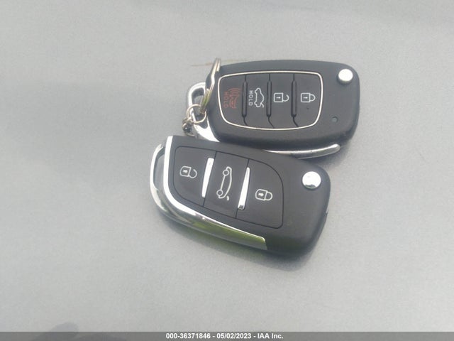 Hyundai SONATA SE 2019 5NPE24AF0KH790027 Image 11