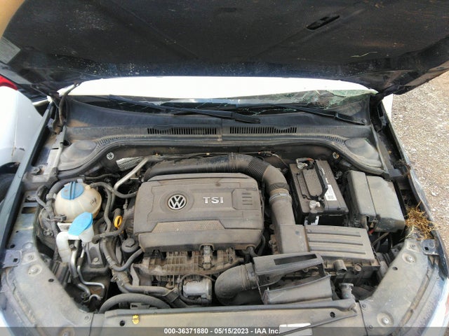 3VWD17AJ6HM303806 Volkswagen Jetta 1.8t Sport