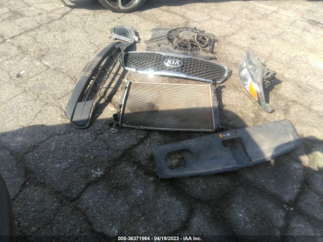 5XYPG4A38JG338400 KIA SORENTO L
