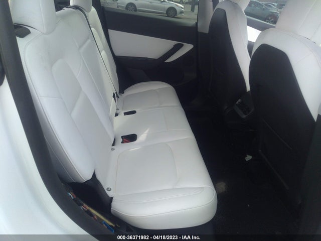 Tesla Model Y Long Range 2021 5YJYGDEE4MF219917 Image 8