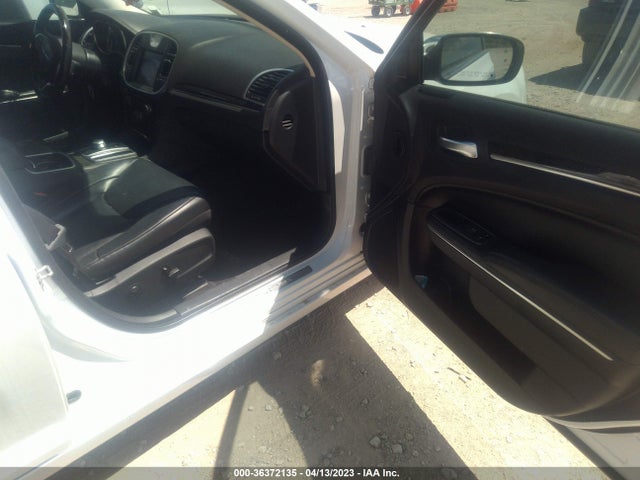 Chrysler 300 300c 2017 2C3CCAEG8HH590900 Image 5