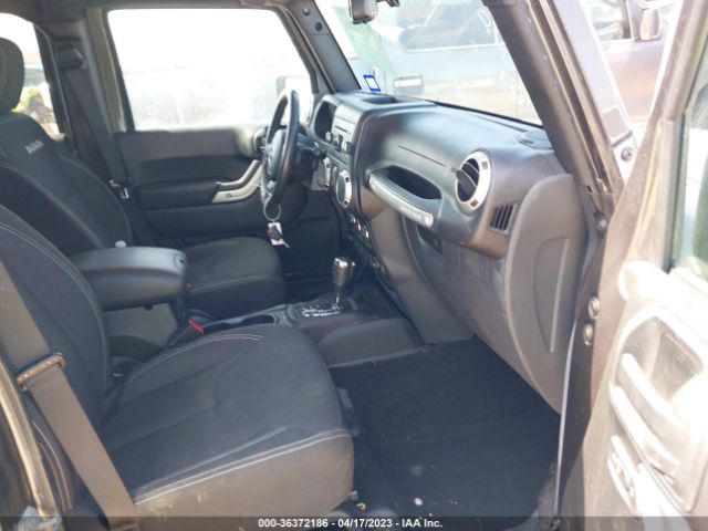 1C4BJWEG8GL298143 Jeep Wrangler Unlimited Sahara