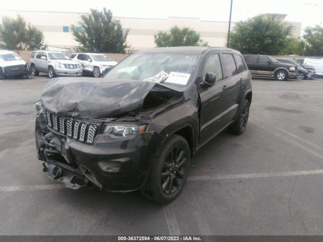 1C4RJEAG4JC394650 Jeep Grand Cherokee Altitude