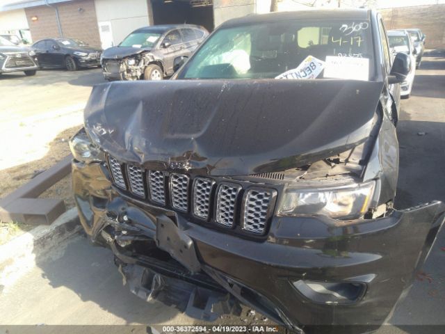 1C4RJEAG4JC394650 Jeep Grand Cherokee Altitude