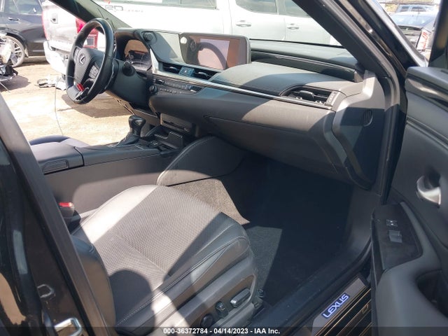 2020 Lexus ES, VIN: 58AC21B15LU008289
