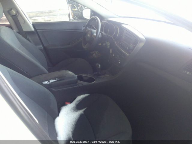 KNAGM4A71F5630785 KIA Optima Lx