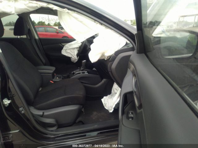 JN1BJ1AV0MW562427 Nissan Rogue Sport S