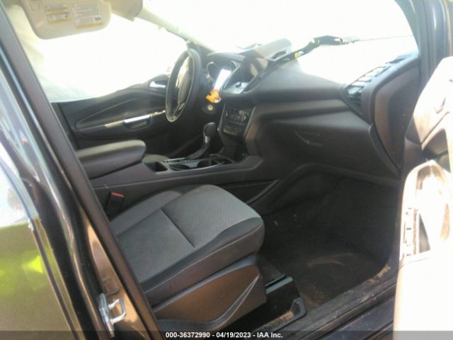 1FMCU0GD1HUF05653 Ford ESCAPE SE