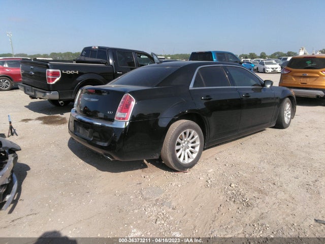 Chrysler 300 2014 2C3CCAAG7EH119709 Image 4