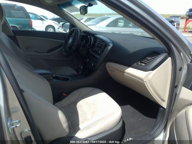 5XXGM4A79EG326309 KIA Optima Lx
