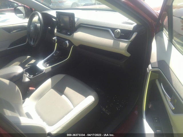 2019 TOYOTA RAV4 XLE PREMIUM VIN: JTMC1RFV1KJ005805