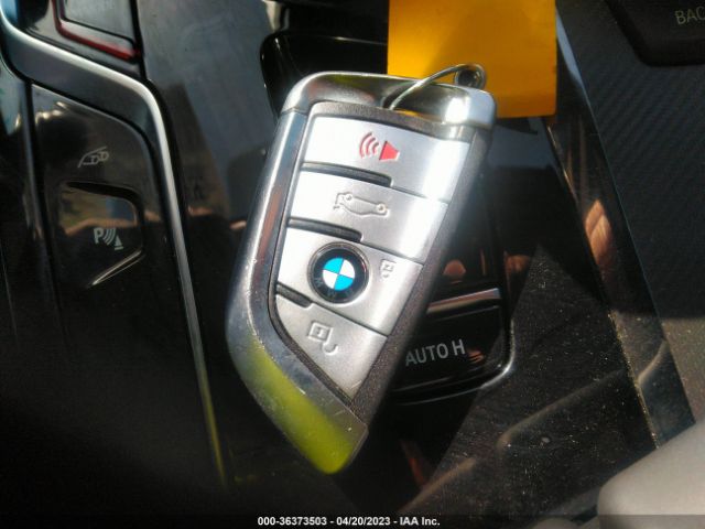 WBS83CH0XNCJ43651 BMW M5