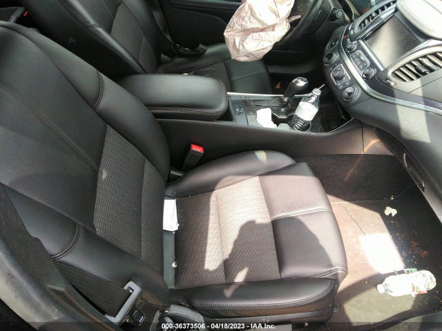 Chevrolet IMPALA LT 2018 2G1105S32J9142195 Image 5