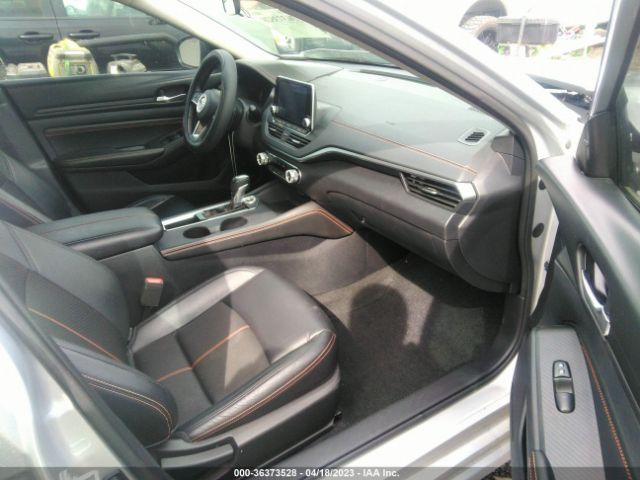1N4BL4CV0KC148963 Nissan Altima 2.5 Sr