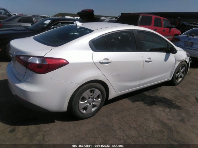 KNAFX4A65F5360020 KIA FORTE LX