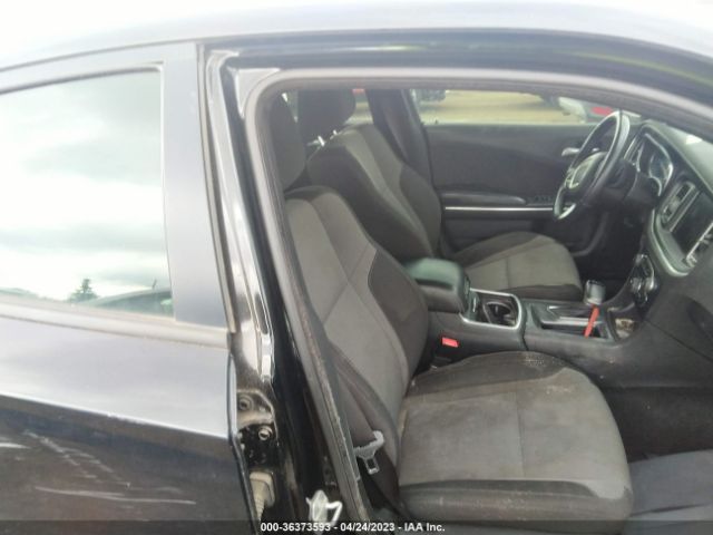 2C3CDXJG4FH817728 Dodge Charger Sxt
