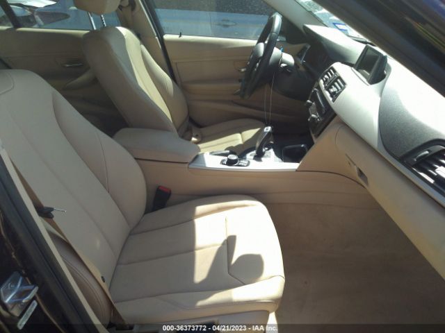 WBA3B1C54EP679335 BMW 3 Series 320i