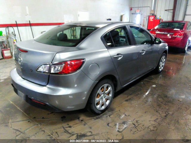 2011 MAZDA MAZDA3 I SPORT VIN: JM1BL1UF4B1491609
