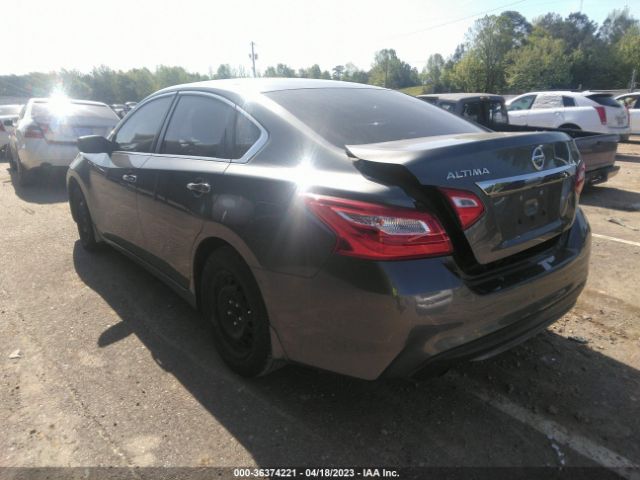 1N4AL3AP5HC210697 Nissan Altima 2.5 S