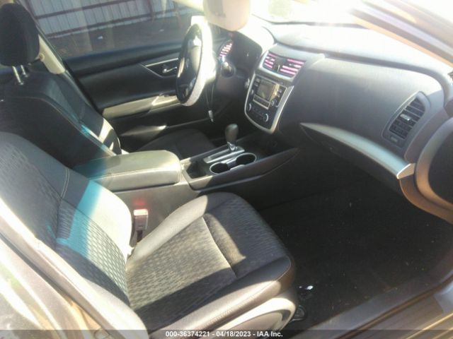 1N4AL3AP5HC210697 Nissan Altima 2.5 S