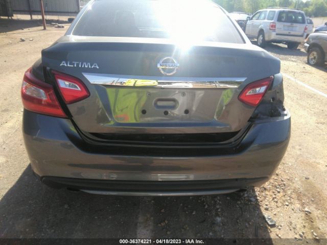 1N4AL3AP5HC210697 Nissan Altima 2.5 S